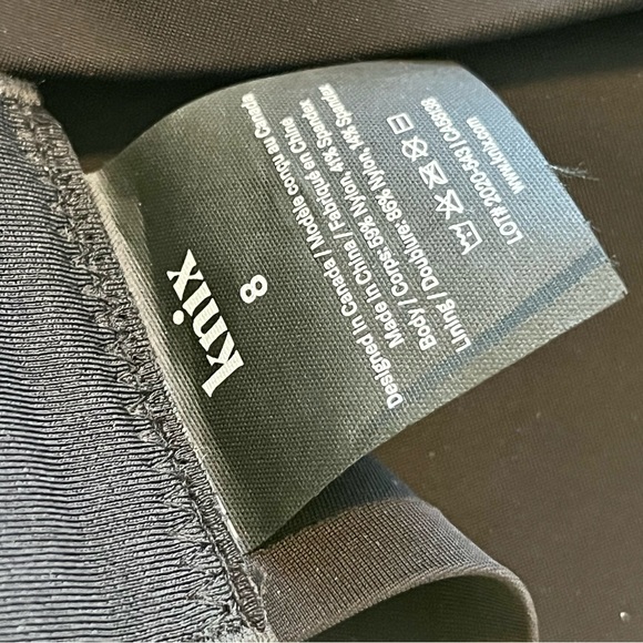 Knix Catalyst Sports Bra - Black - Picture 6 of 7